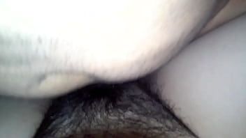 تشغيل سخيف أفضل صديق للزوجة السابقة وهي في الغرفة الأخرى