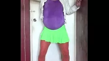 Putar Mark crossdresser biseksual suka menelan kencingnya sendiri tetapi ingin kencing pria lain untuk ditelan juga