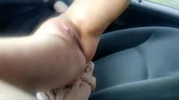 تشغيل تنزل عن نفسها أثناء قيادتي للسيارة