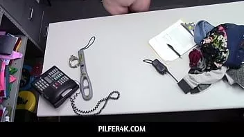 Reproducir Pilfer4k - pervertida rubia mojada madison haze adolescente se arrodilló y pagó su delito grave