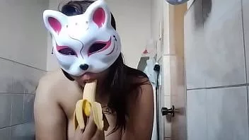 Oynat Muzu emmek çok lezzetli