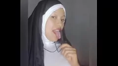 play مثير سمراء ربة منزل ريتا باستخدام دسار وقطعة الرطب