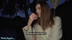 Abspielen Public Agent Alba Lala wird hart auf der Straße gefickt