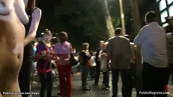 play Pelacur spanyol lokal kacau di depan umum