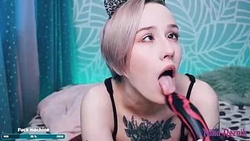 play Ultimate ahegao: masturbare, muie pov, suge dublu dildo