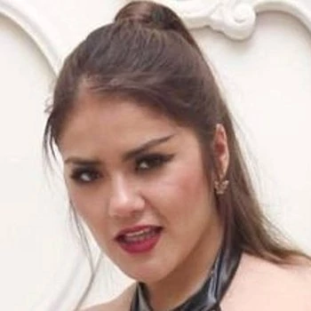 Porno Yıldızı Mei Cornejo