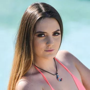 色情明星 Kinsley Kane