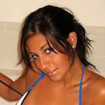 色情明星 Raven Riley